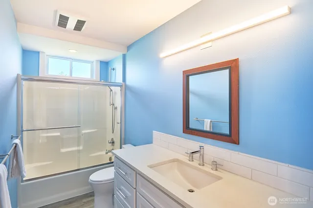 $949,900 | 264 Stringtown Road, Ilwaco, WA 98624