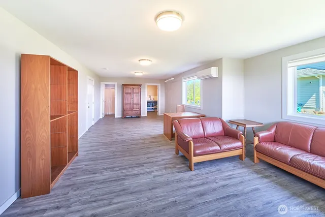 $949,900 | 264 Stringtown Road, Ilwaco, WA 98624