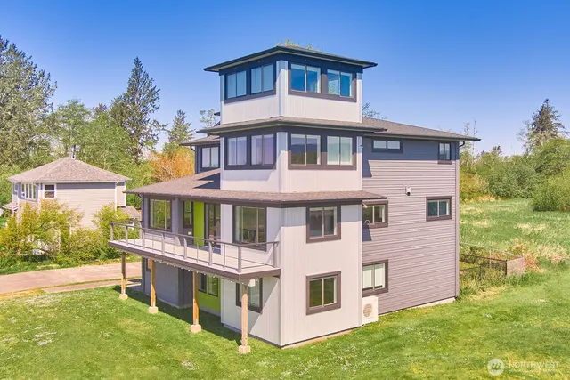 $949,900 | 264 Stringtown Road, Ilwaco, WA 98624