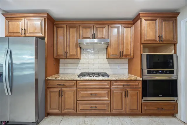 $450,000 | 211 Rockbrook Drive, Rockwall, TX 75087