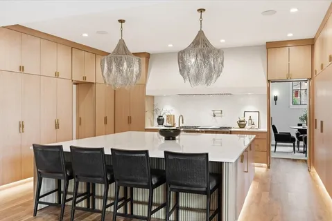 $6,996,996 | 818 Brentview Drive, Nashville, TN 37220