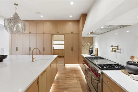 $6,996,996 | 818 Brentview Drive, Nashville, TN 37220