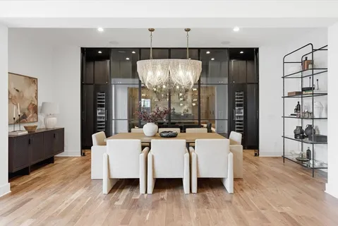 $6,996,996 | 818 Brentview Drive, Nashville, TN 37220