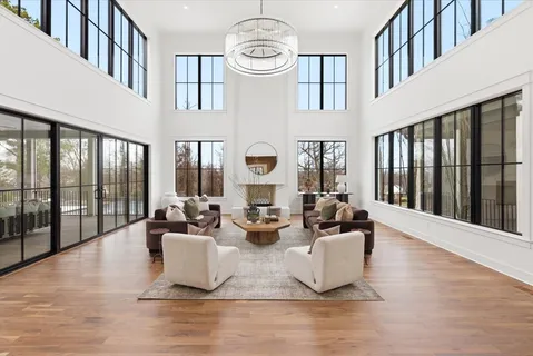 $6,996,996 | 818 Brentview Drive, Nashville, TN 37220