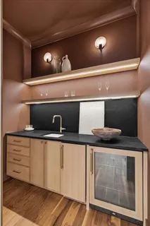 $6,996,996 | 818 Brentview Drive, Nashville, TN 37220