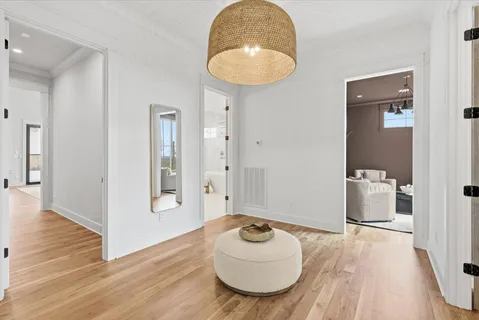 $6,996,996 | 818 Brentview Drive, Nashville, TN 37220