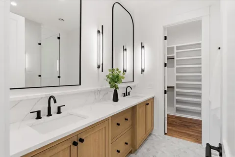 $6,996,996 | 818 Brentview Drive, Nashville, TN 37220