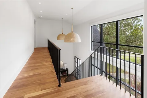 $6,996,996 | 818 Brentview Drive, Nashville, TN 37220