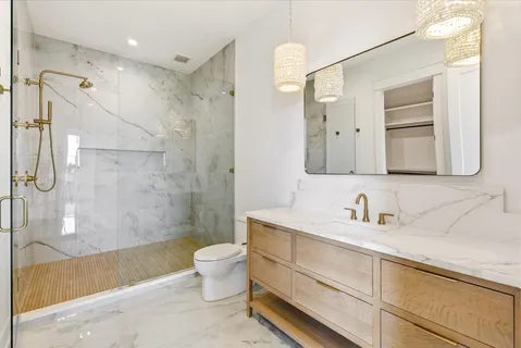 $6,996,996 | 818 Brentview Drive, Nashville, TN 37220