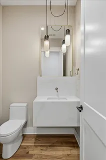 $6,996,996 | 818 Brentview Drive, Nashville, TN 37220