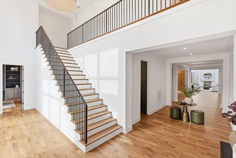 $6,996,996 | 818 Brentview Drive, Nashville, TN 37220