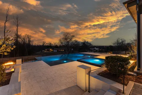 $6,996,996 | 818 Brentview Drive, Nashville, TN 37220