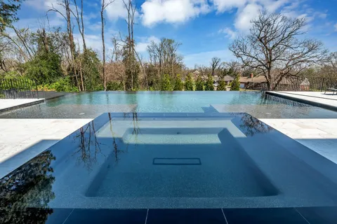 $6,996,996 | 818 Brentview Drive, Nashville, TN 37220