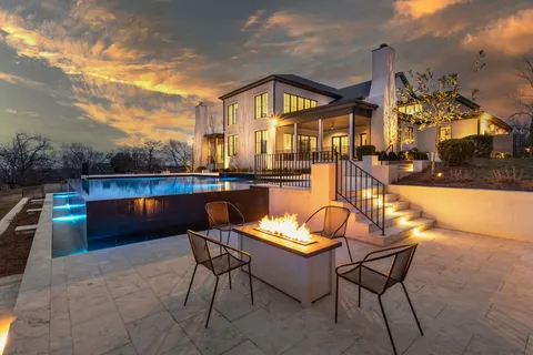 $6,996,996 | 818 Brentview Drive, Nashville, TN 37220