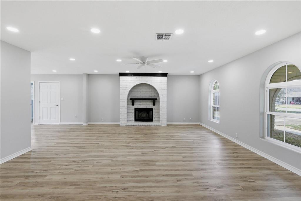 923 Southfield Road Lake Charles, LA 70605 - Photo 3 of 24