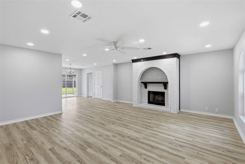 923 Southfield Road Lake Charles, LA 70605 - Photo 4 of 24