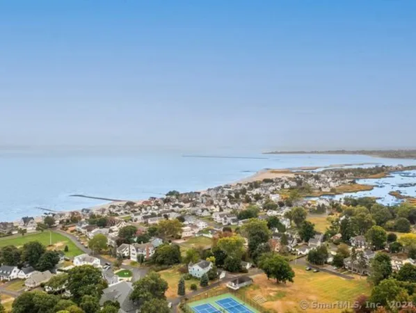 $375,000 | 37 8th Avenue, Milford, CT 06460