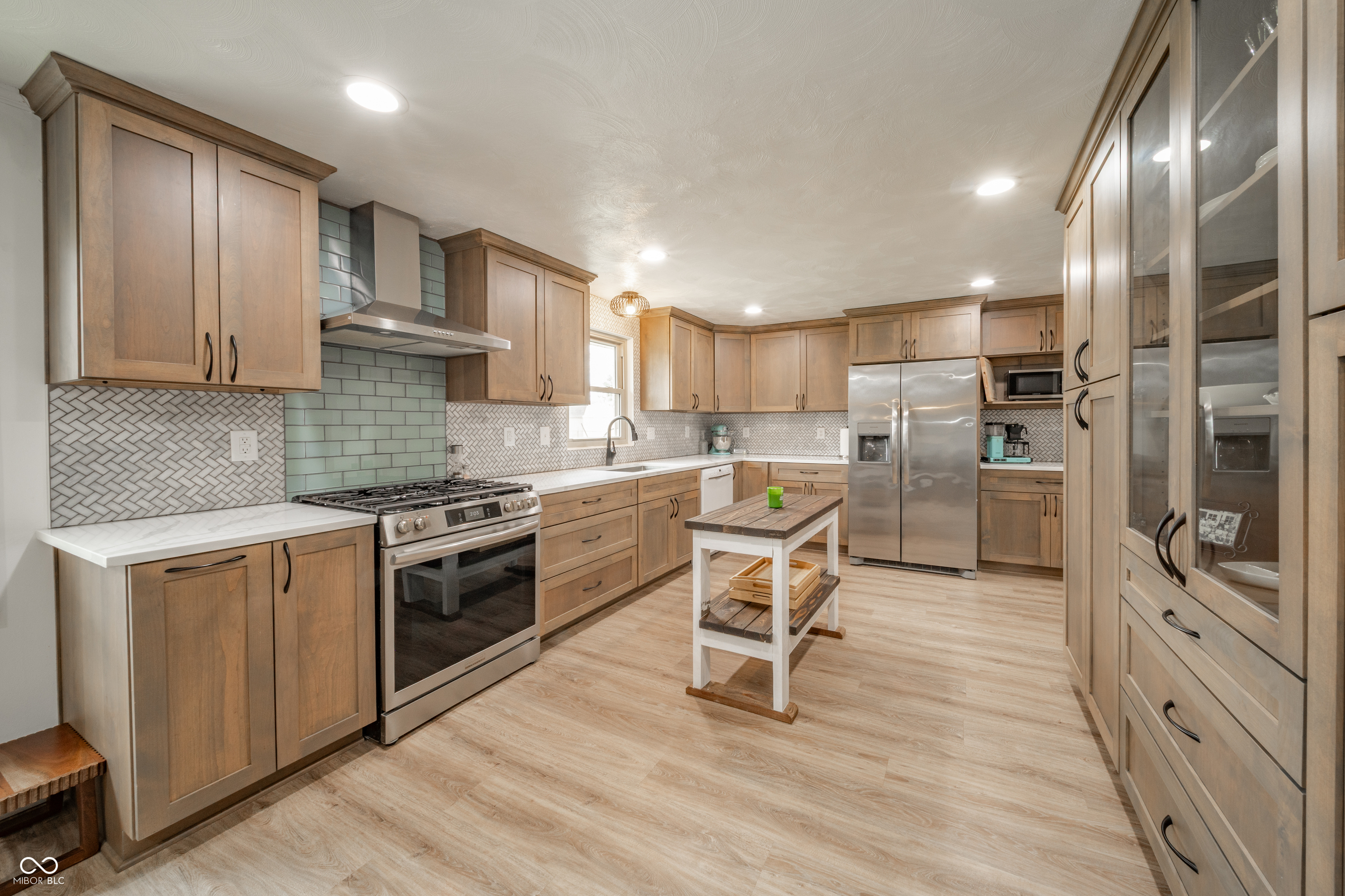 2304 Meadow Way Anderson, IN 46012 - Photo 12 of 28