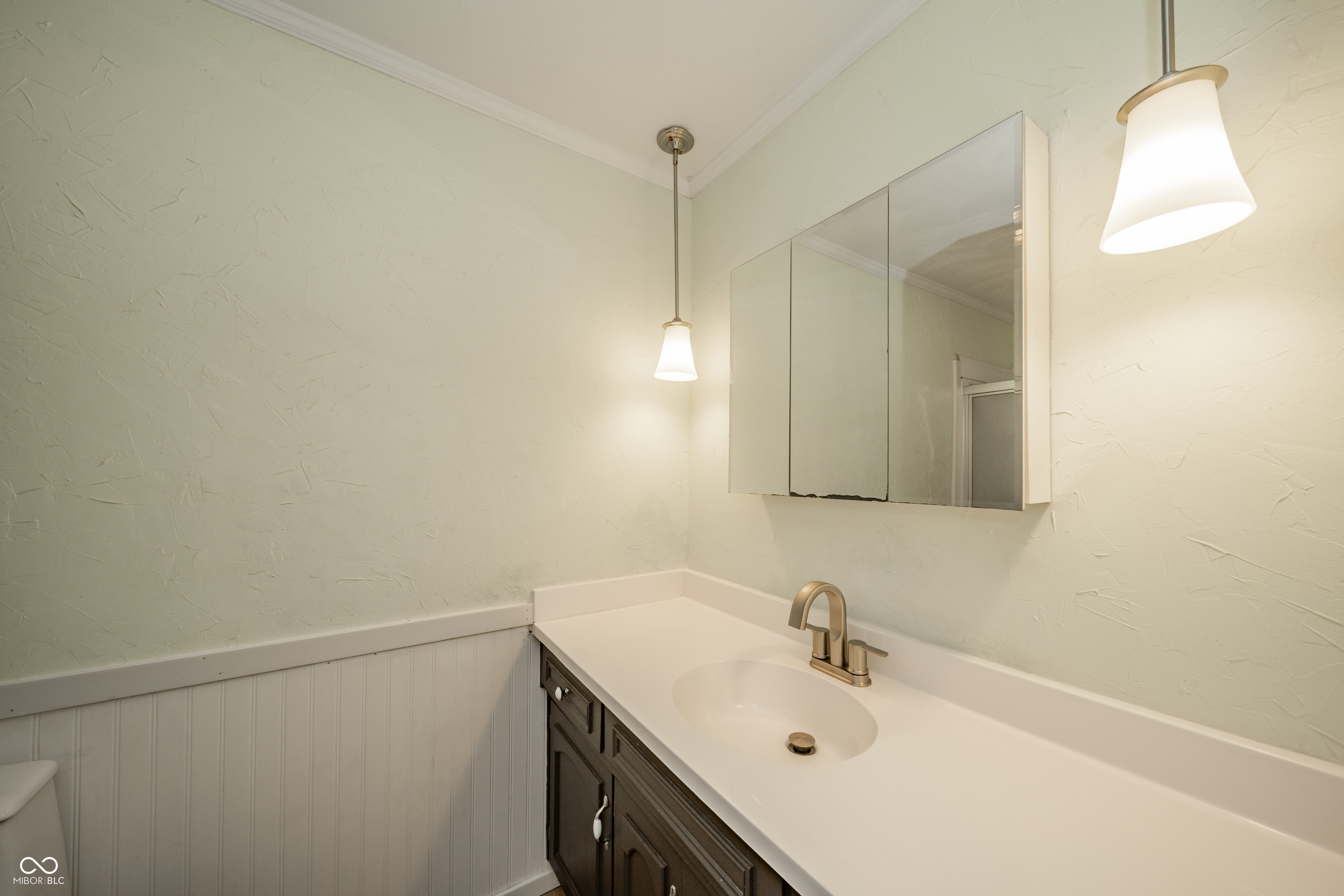 2304 Meadow Way Anderson, IN 46012 - Photo 17 of 28