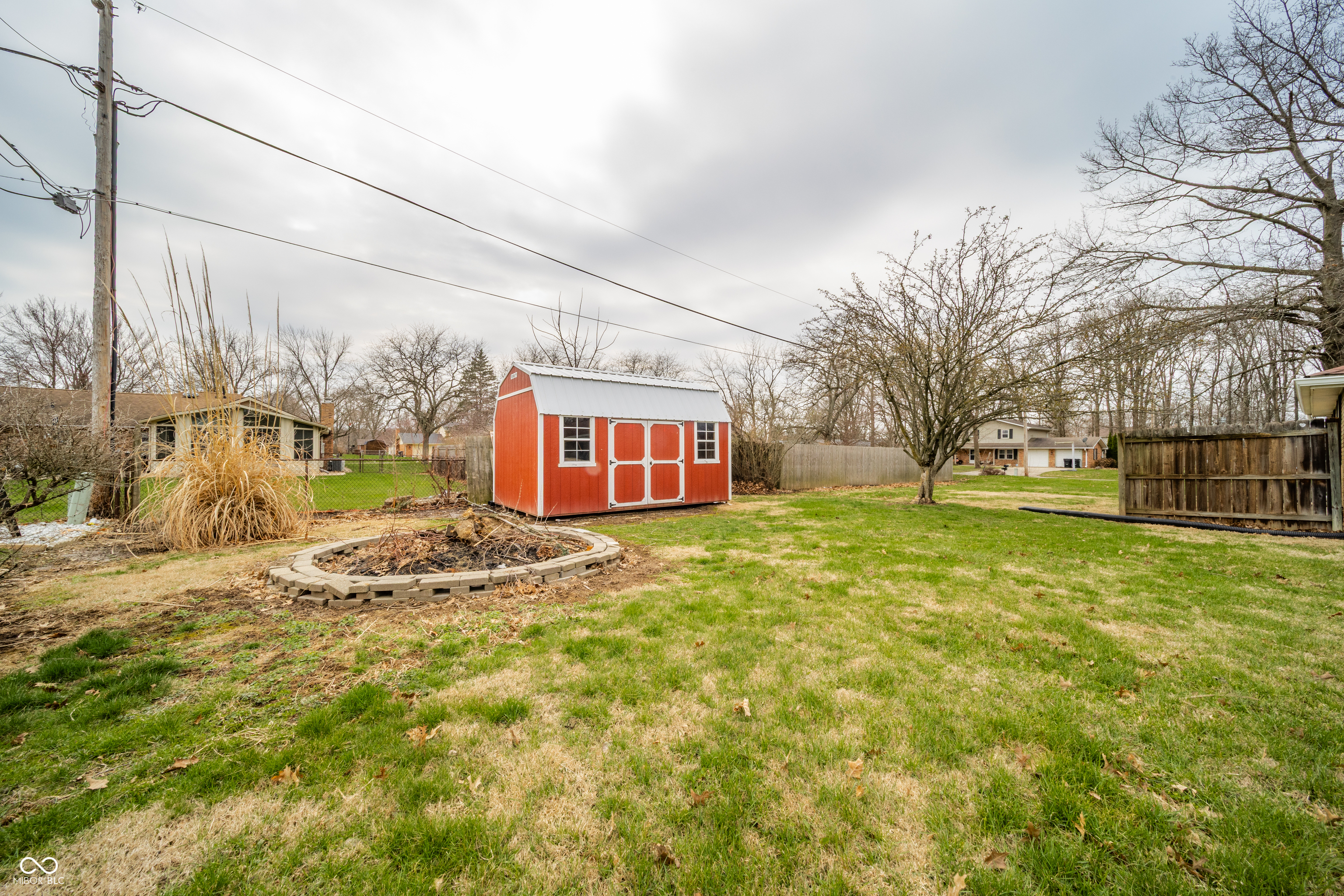 2304 Meadow Way Anderson, IN 46012 - Photo 26 of 28