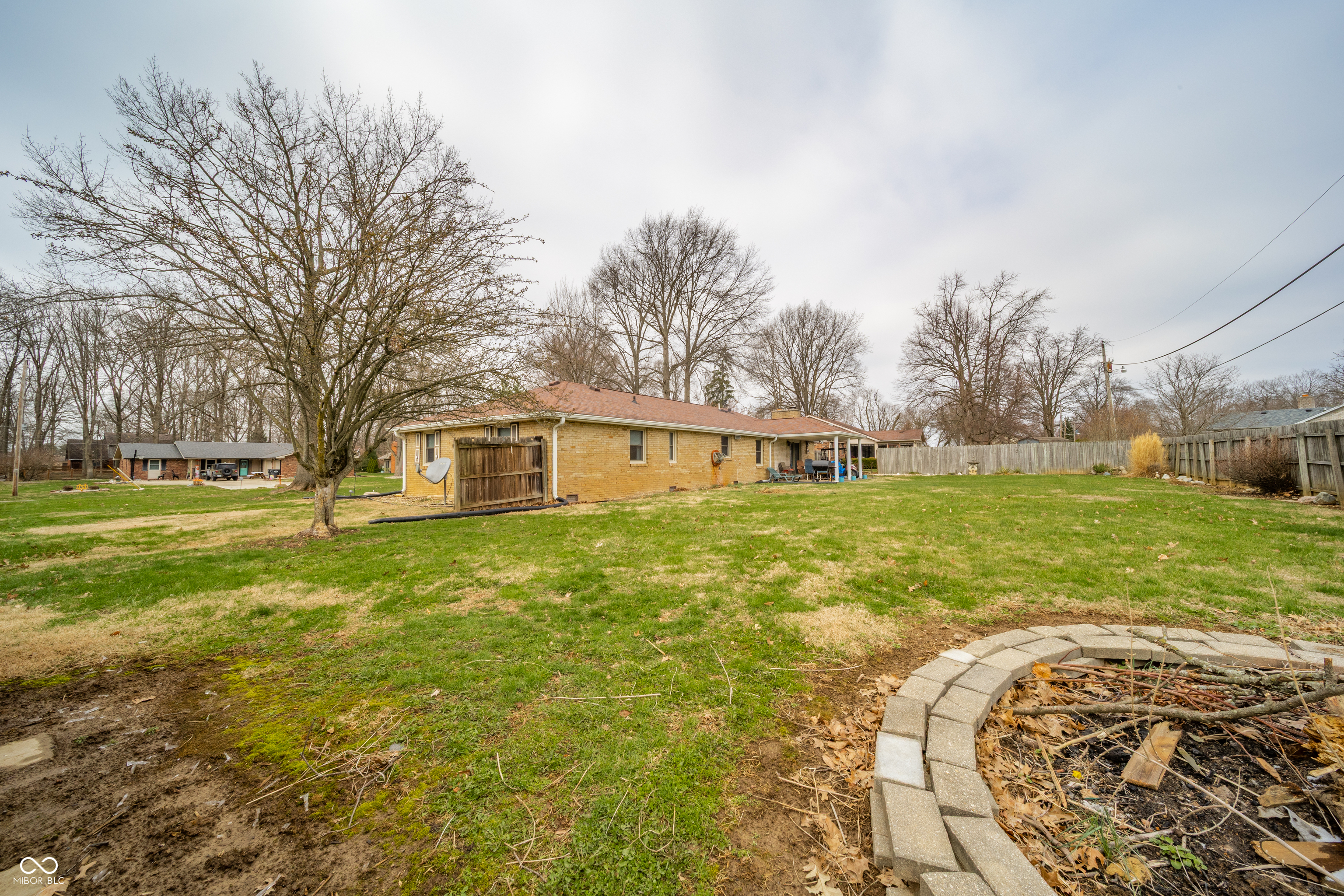 2304 Meadow Way Anderson, IN 46012 - Photo 27 of 28
