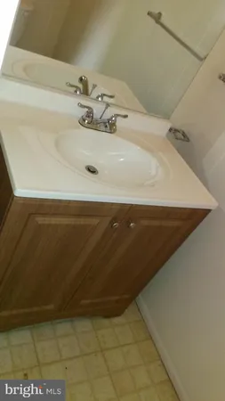 $2,000 | 4809 Berwyn House Road, College Park, MD 20740