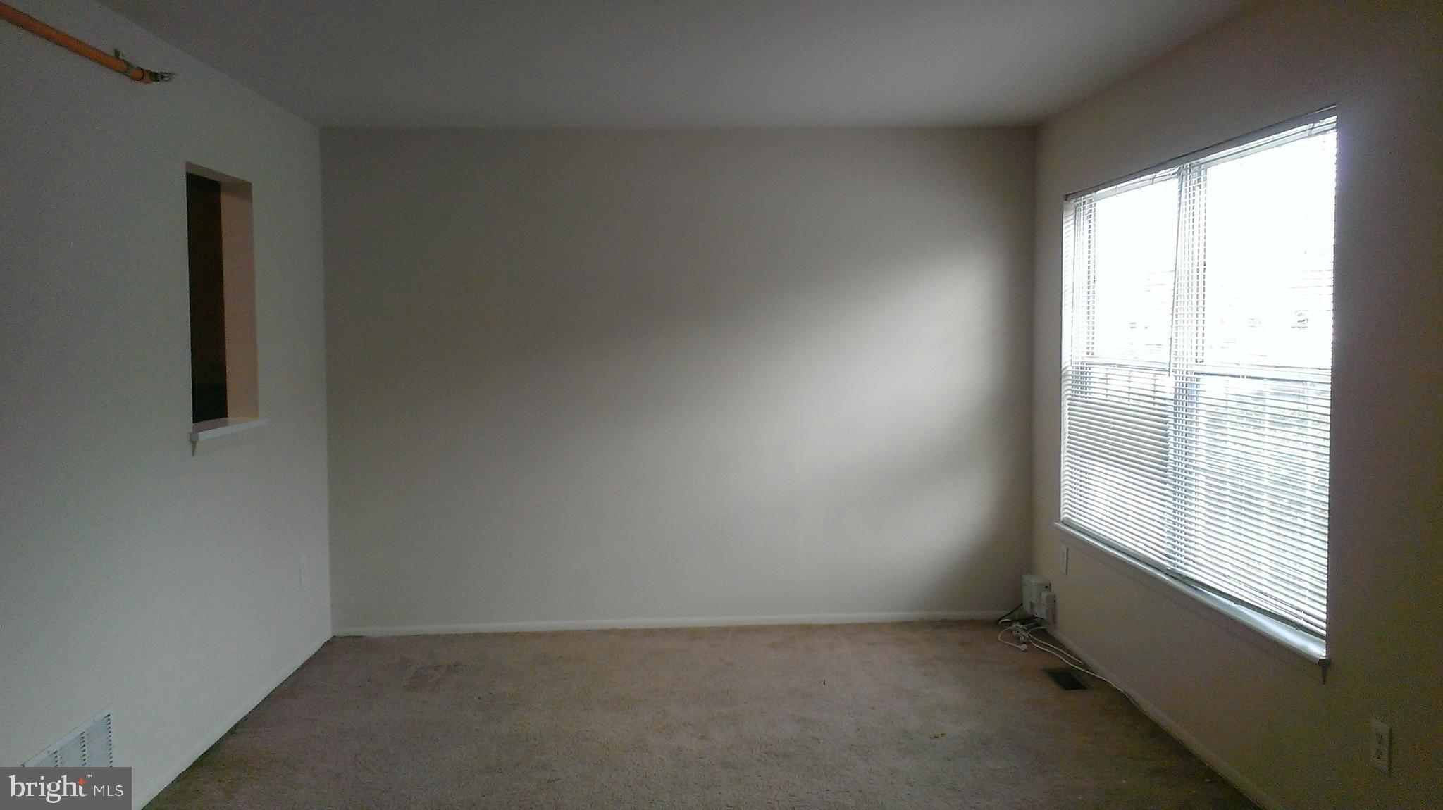 4809 Berwyn House Road College Park, MD 20740 - Photo 7 of 24 Livingroom