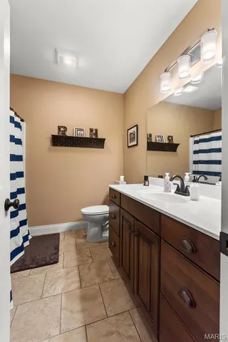 $549,000 | 430 Lakeview Crossing, Cape Girardeau, MO 63701