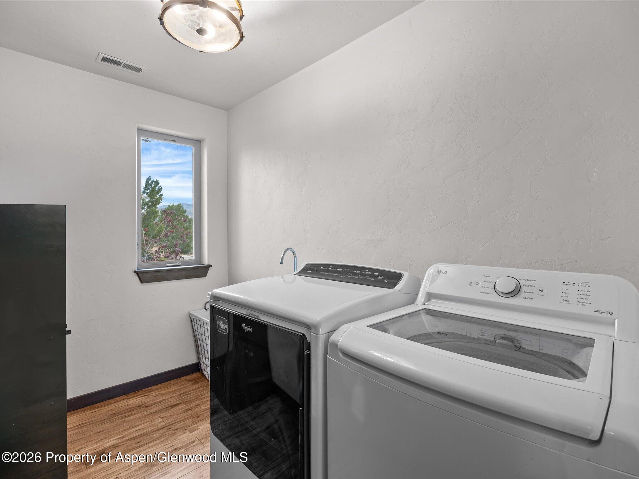 980 East 19th Street Rifle, CO 81650 - Photo 19 of 29 Laundry