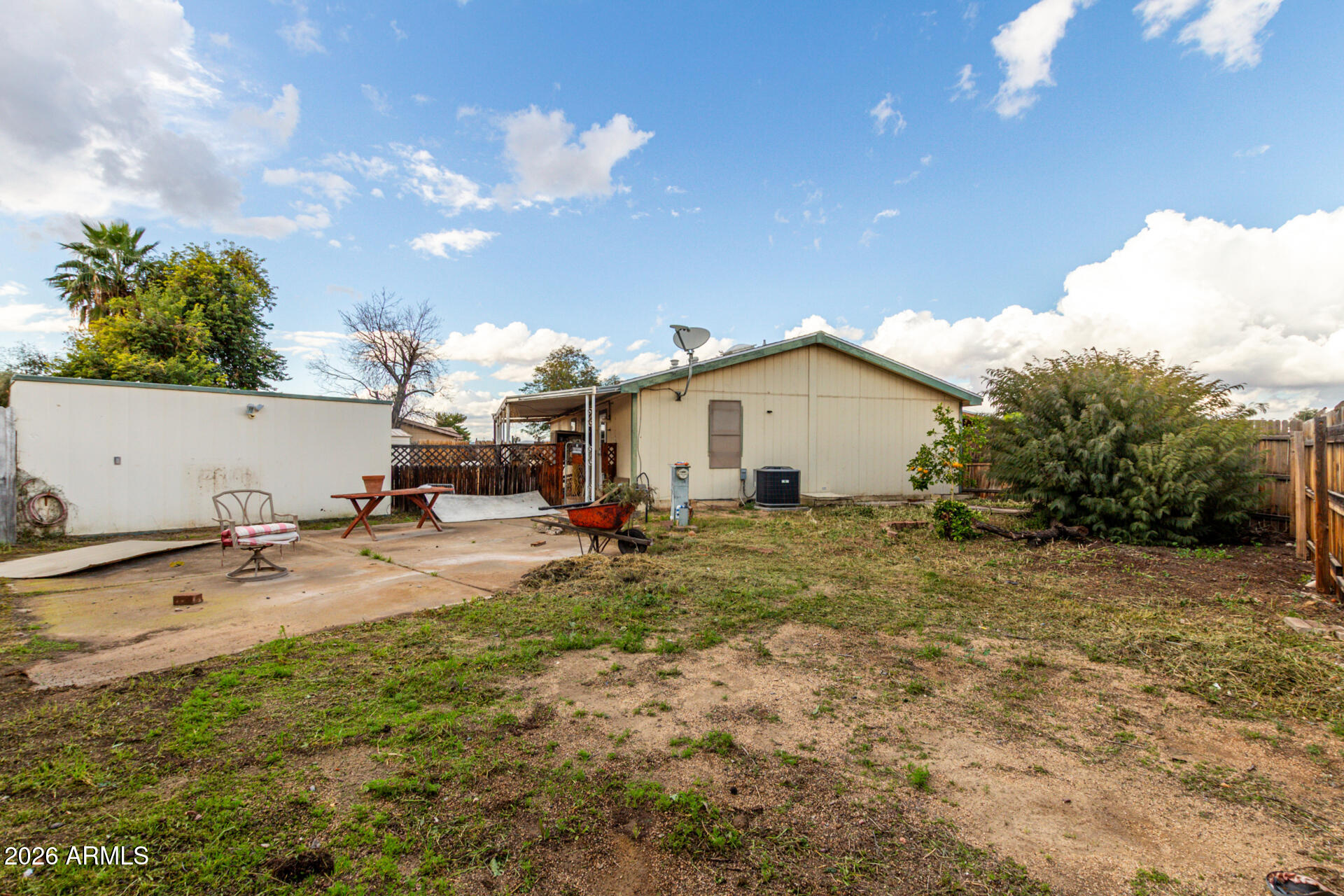 6751 West Nancy Road Peoria, AZ 85382 - Photo 29 of 29 a view of a backyard