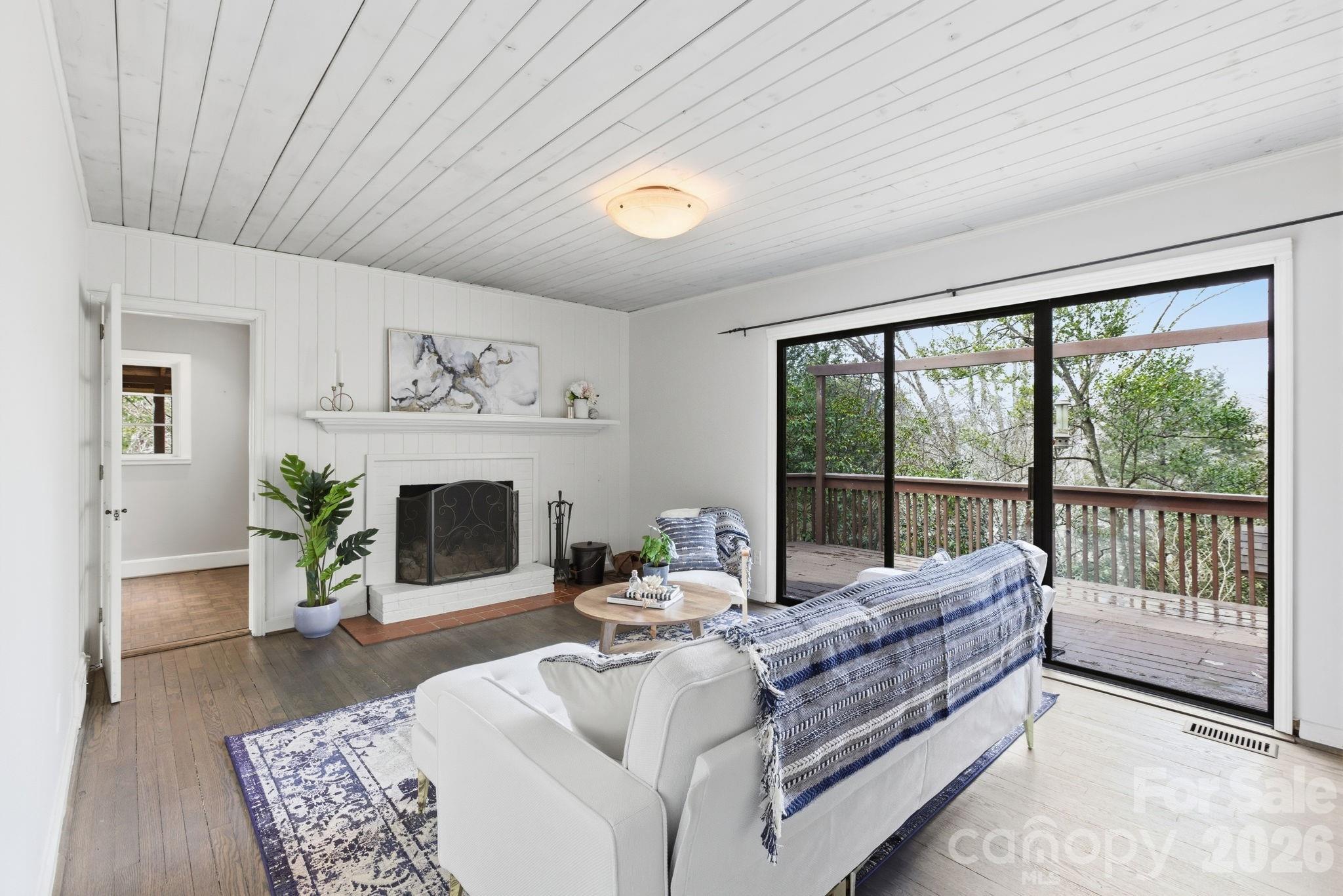 190 School Road Asheville, NC 28806 - Photo 11 of 38