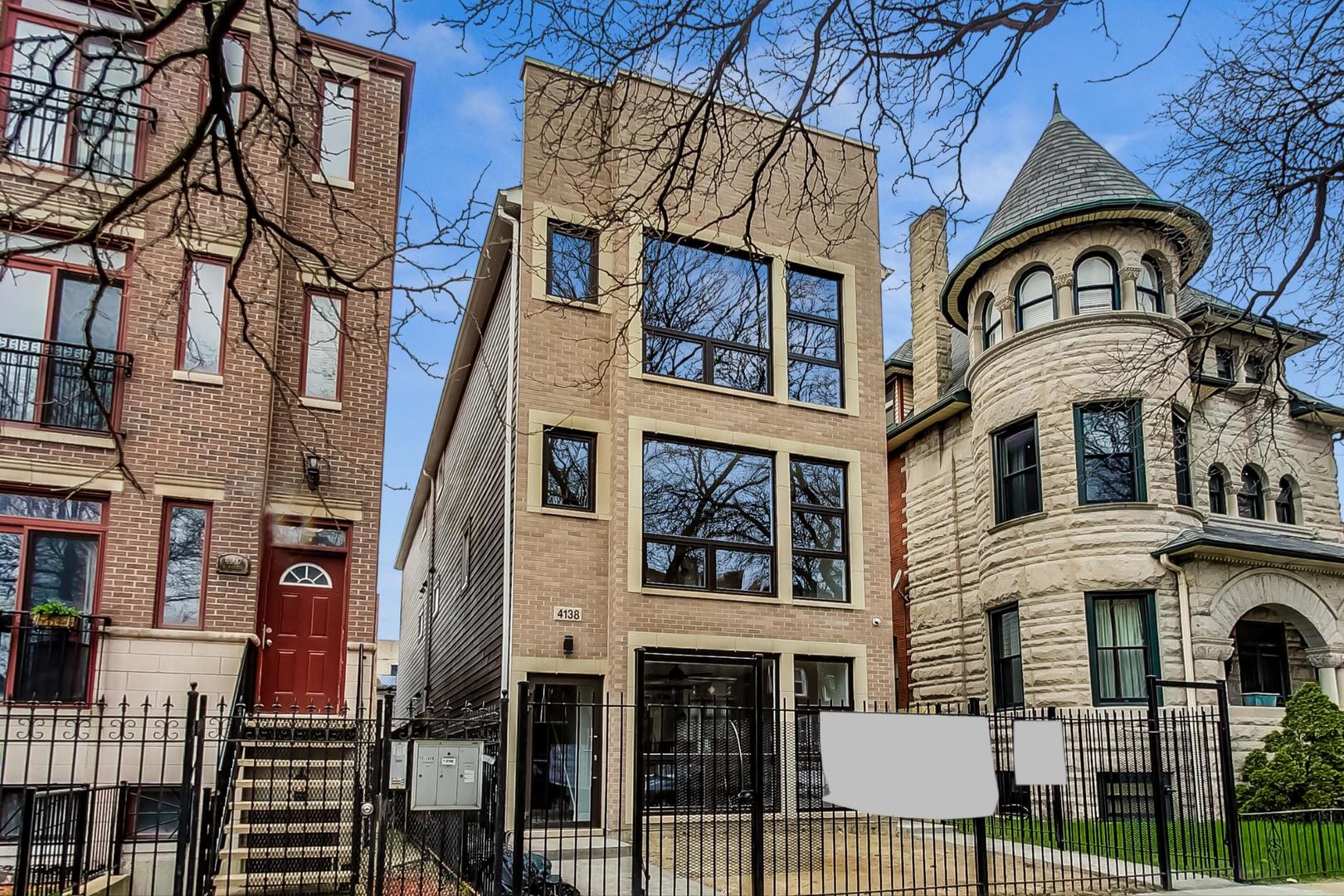 4138 South Michigan Avenue, Unit 2, Chicago, IL 60653 Compass