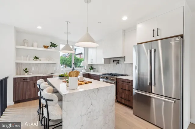 $999,999 | 610 Brenna Walk, Philadelphia, PA 19123