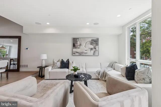 $999,999 | 610 Brenna Walk, Philadelphia, PA 19123