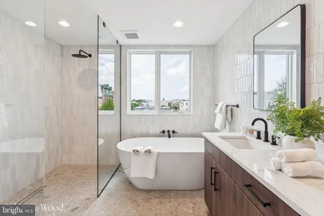 $999,999 | 610 Brenna Walk, Philadelphia, PA 19123