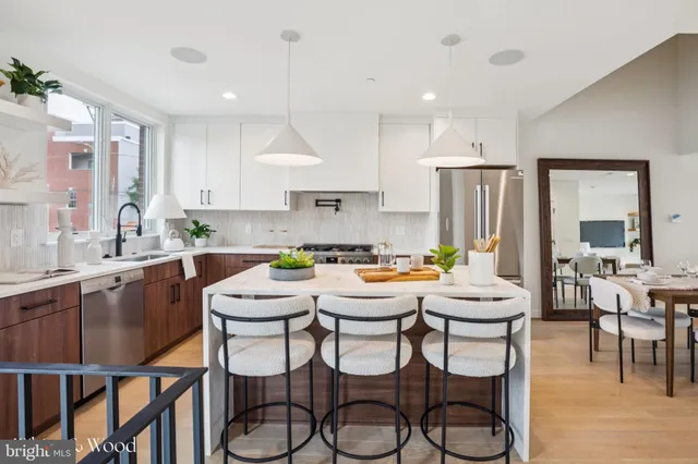 $999,999 | 610 Brenna Walk, Philadelphia, PA 19123