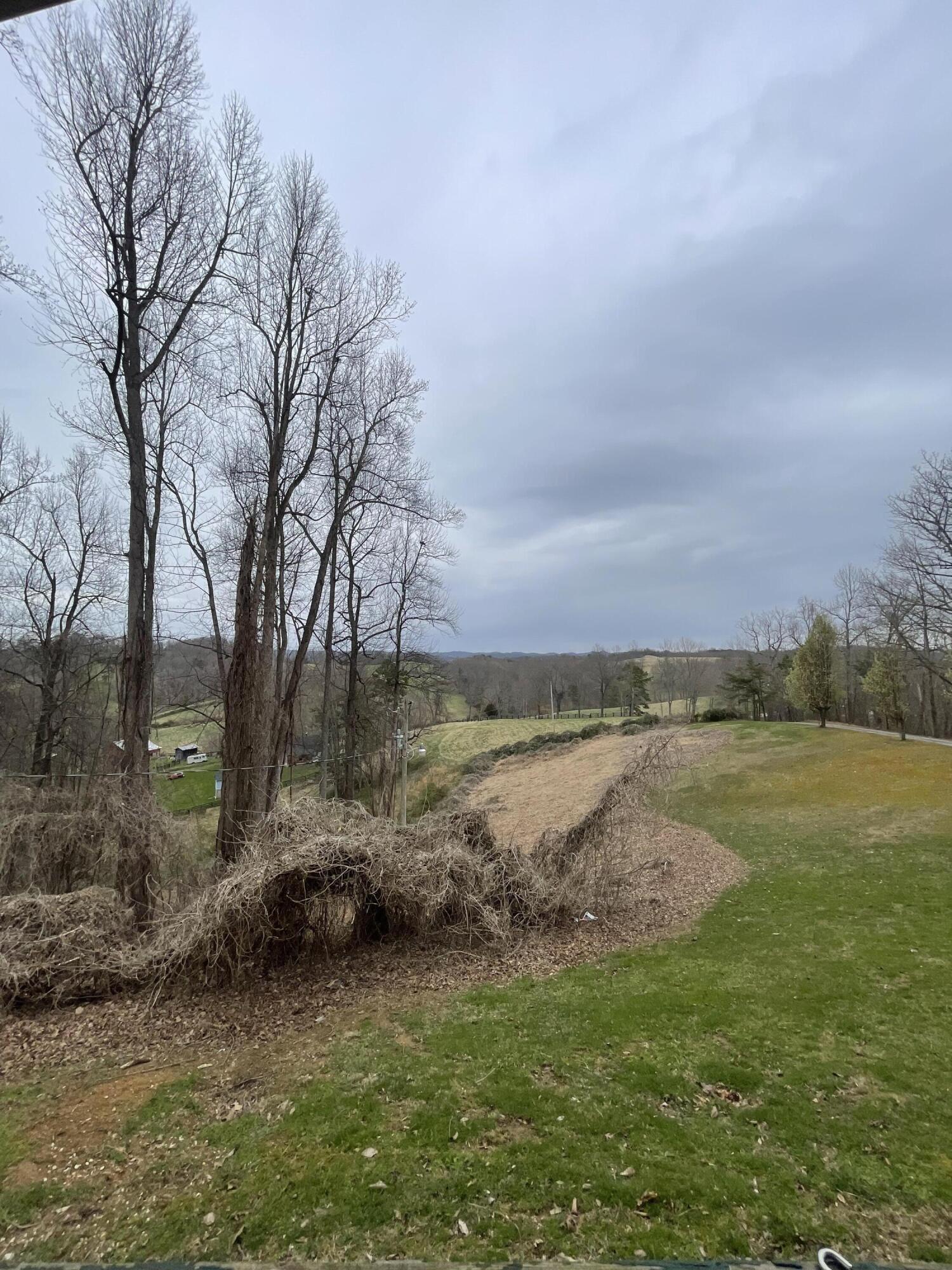 974 Burnett Road London, KY 40744 - Photo 31 of 32 IMG_3303