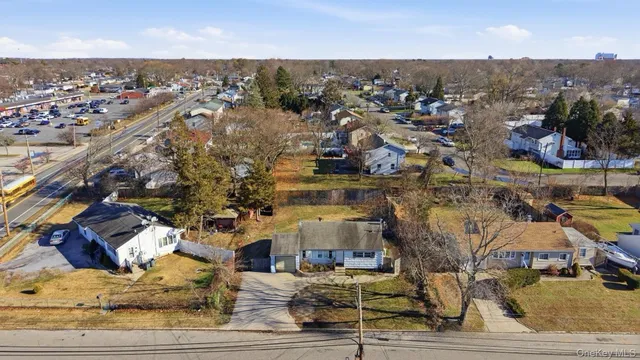 $620,000 | 103 Timberline Drive, Brentwood, NY 11717