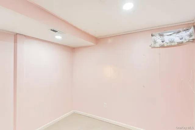 $620,000 | 103 Timberline Drive, Brentwood, NY 11717