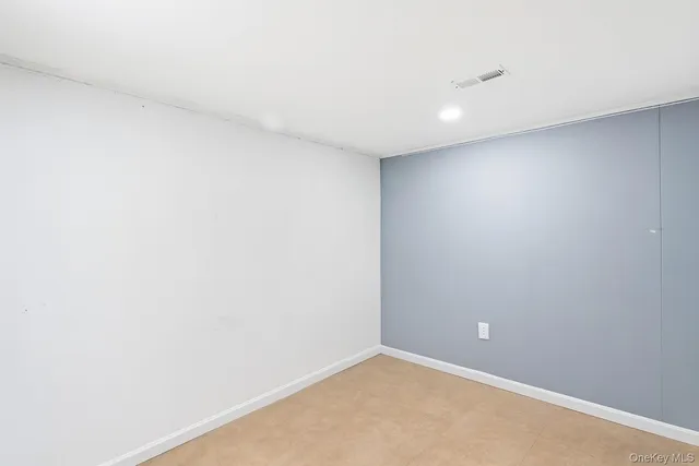 $620,000 | 103 Timberline Drive, Brentwood, NY 11717