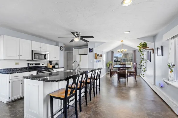 $624,900 | 338 Mt Hope Street, North Attleboro, MA 02760