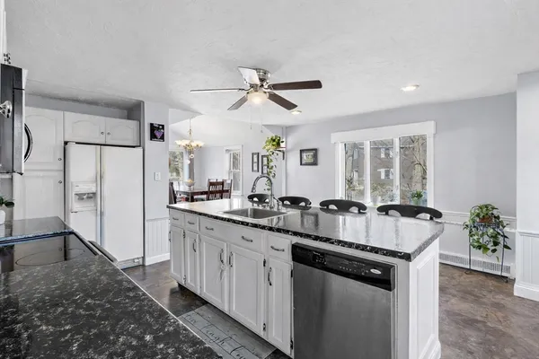 $624,900 | 338 Mt Hope Street, North Attleboro, MA 02760