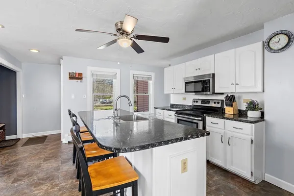 $624,900 | 338 Mt Hope Street, North Attleboro, MA 02760
