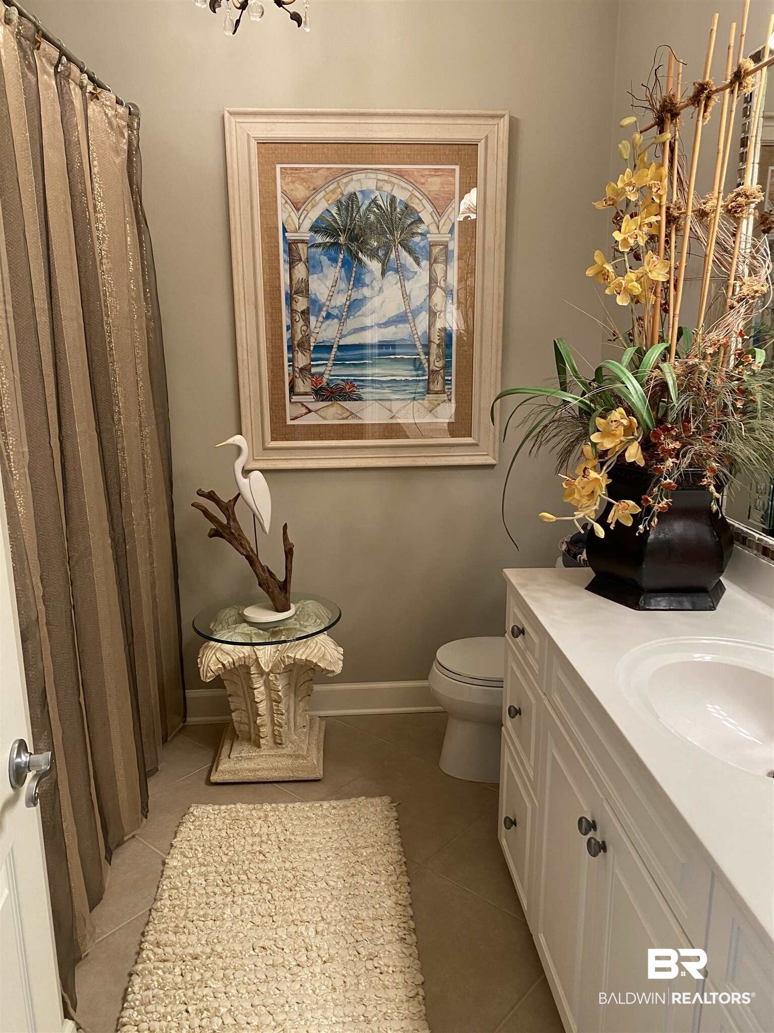 430 West Fort Morgan Road, Unit 1703 Gulf Shores, AL 36542 - Photo 35 of 38 Guest Bath