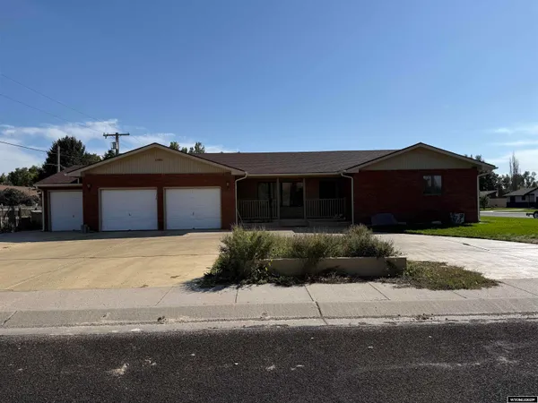 $330,000 | 1001 East 22nd Avenue, Torrington, WY 82240