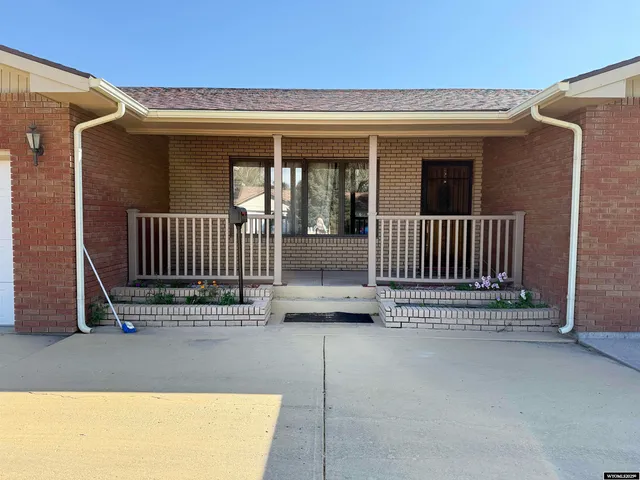 $375,000 | 1001 East 22nd Avenue, Torrington, WY 82240