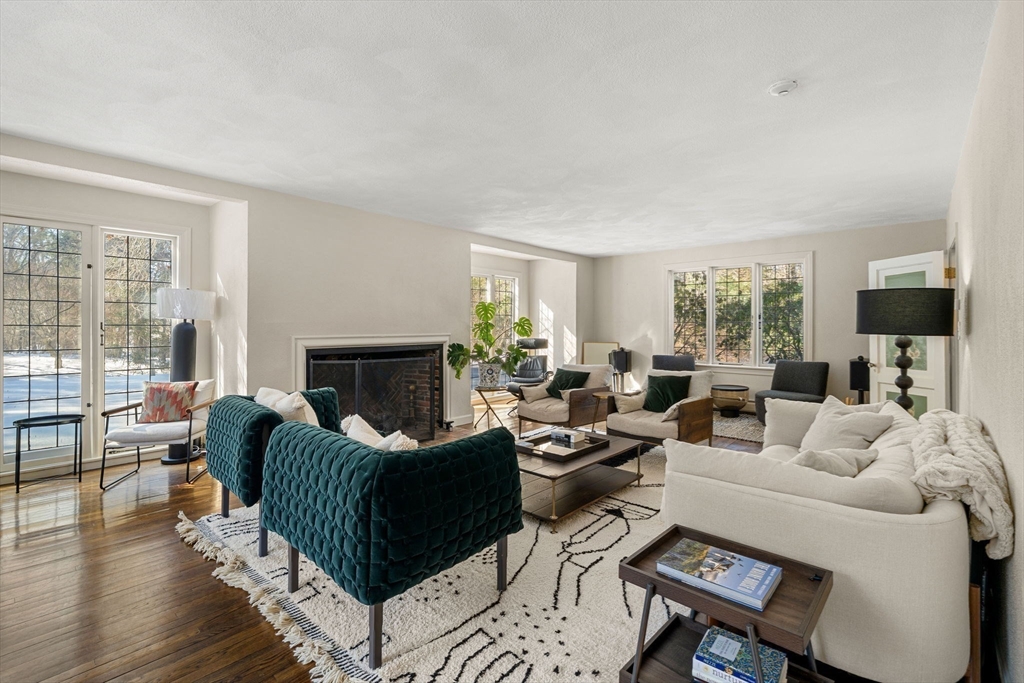 893 Highland Street Hamilton, MA 01982 - Photo 11 of 40