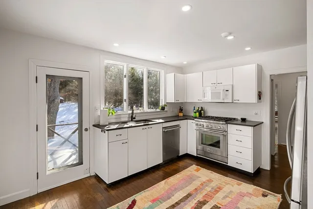 $1,295,000 | 893 Highland Street, Hamilton, MA 01982