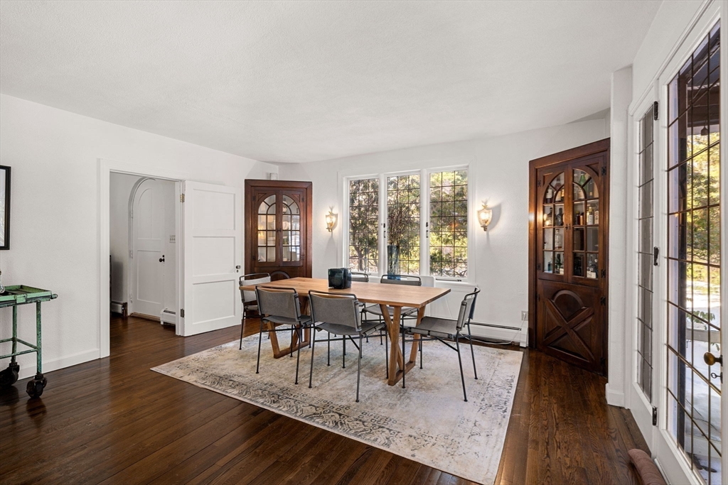 893 Highland Street Hamilton, MA 01982 - Photo 7 of 40