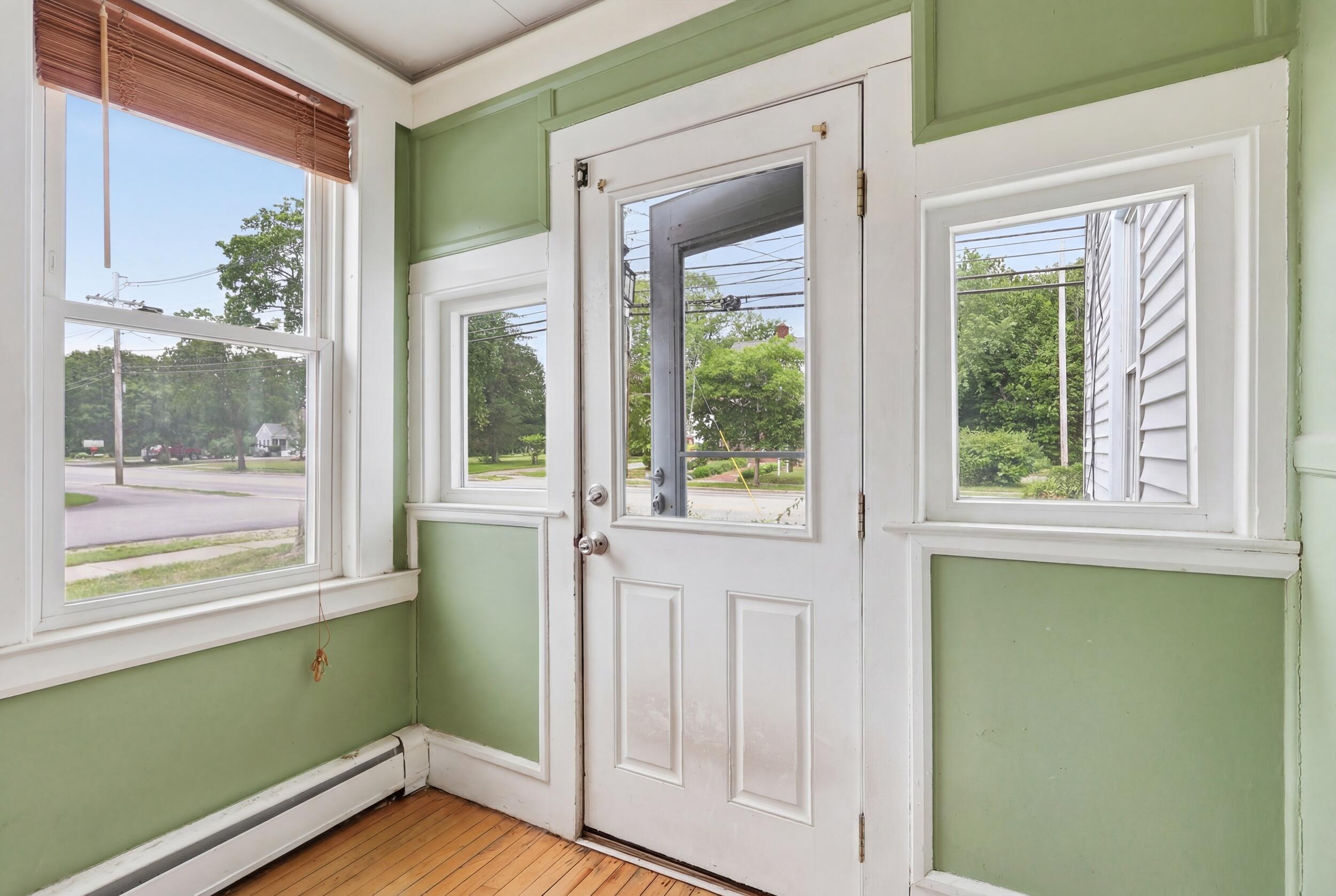 643 Main Street Lewiston, ME 04240 - Photo 23 of 52 20_breauxmediaco_019